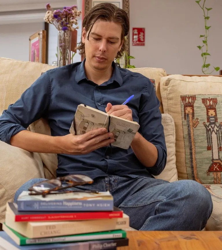 Totally Human Writer